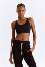 High Support Sports Bra in DryMove